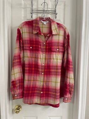 Old Navy Pink and Red Plaid Boyfriend Shirt Size M